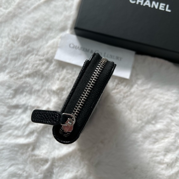 NEW🖤REV Chanel Classic Black Zipped Caviar Card Holder Wallet silver hardware. - Picture 5 of 7